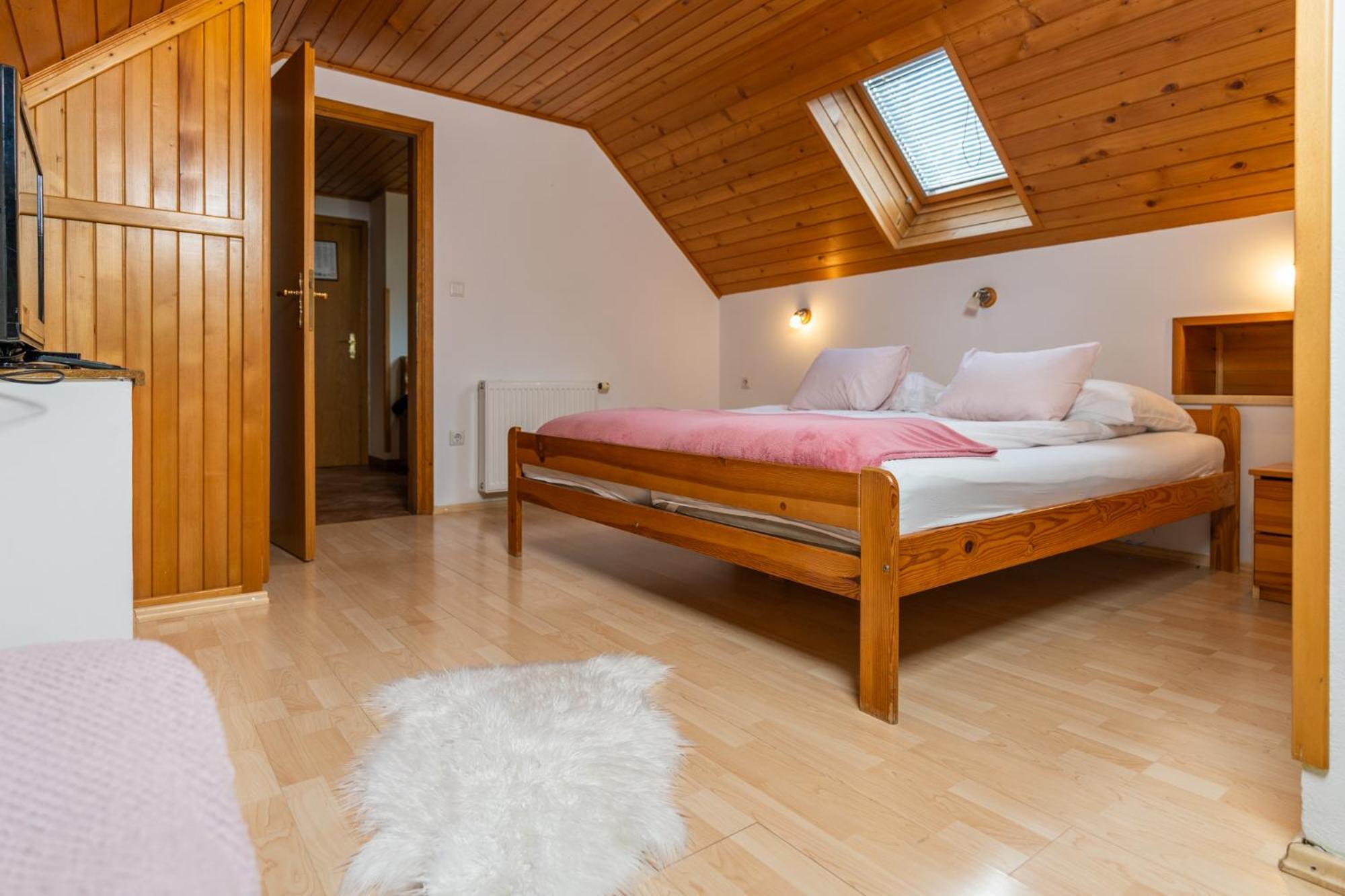 Hotel Hisa Erlah à Bohinj Extérieur photo